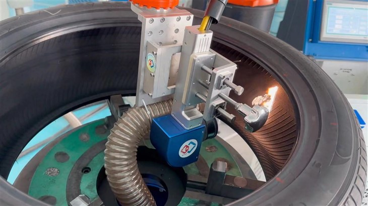 	Tire Inner Wall Laser Cleaning Intelligent Workstation
